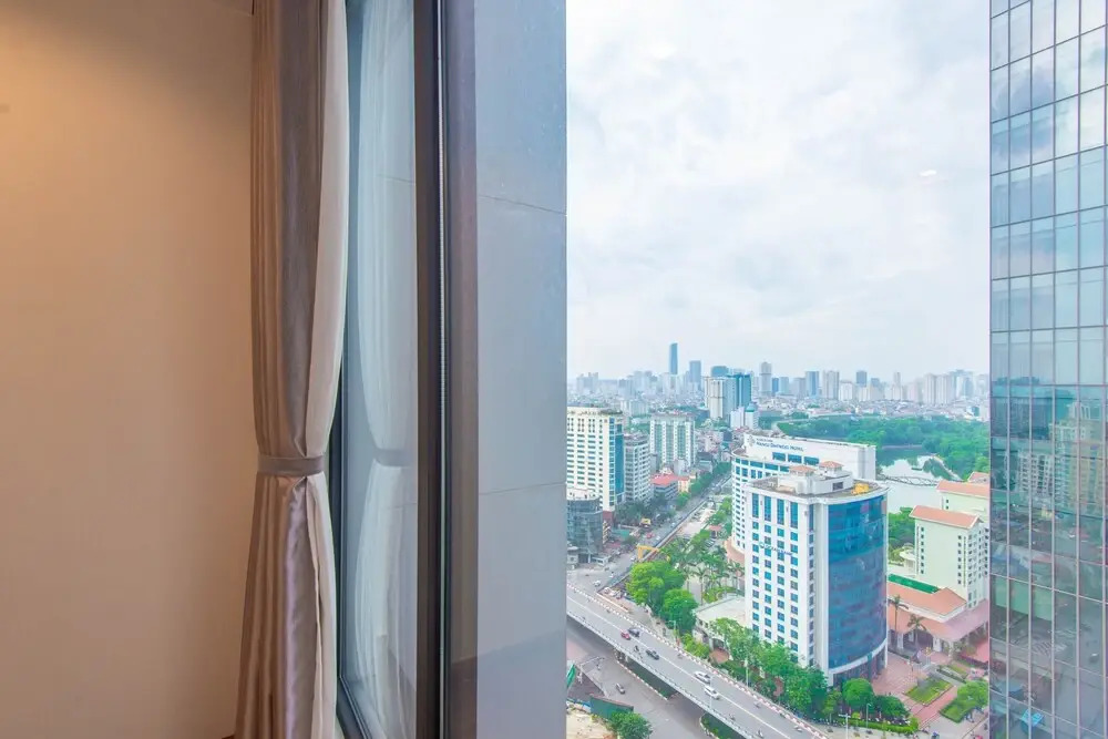 Luxury Apartment in Vinhomes Metropolis near Lotte