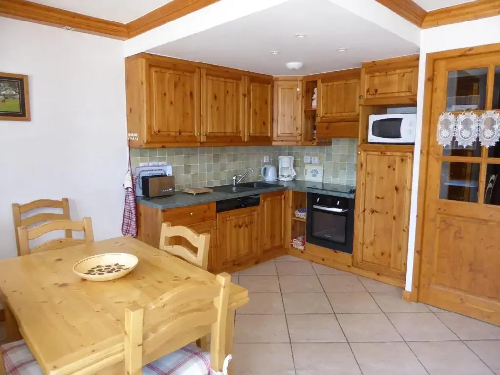 Appartement Pralognan-la-Vanoise, 3 pièces, 6 personnes - FR-1-464-67