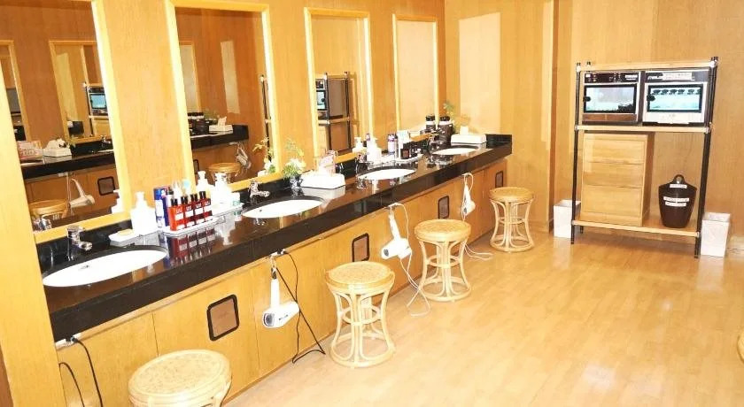 New Central Hotel