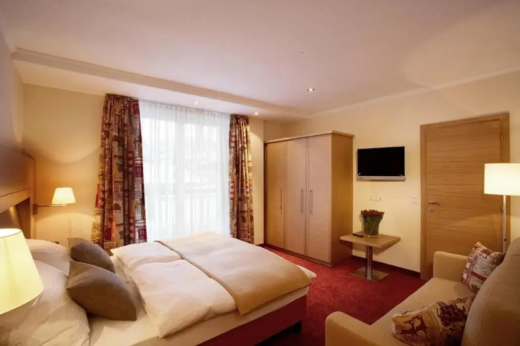 Sonnblick Apartments und Zimmer - Nationalpark Sommercard inklusive