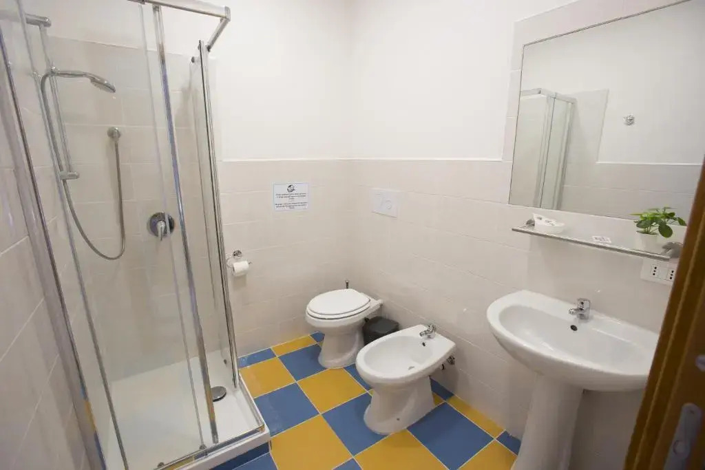 Central Rooms 128