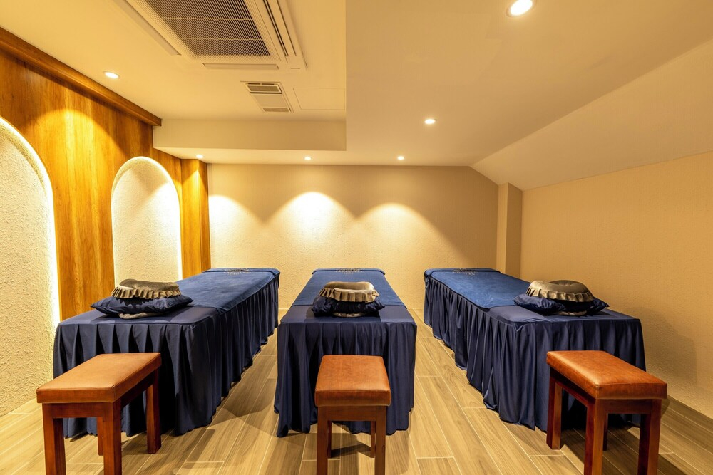 Elegance Ninh Binh Hotel
