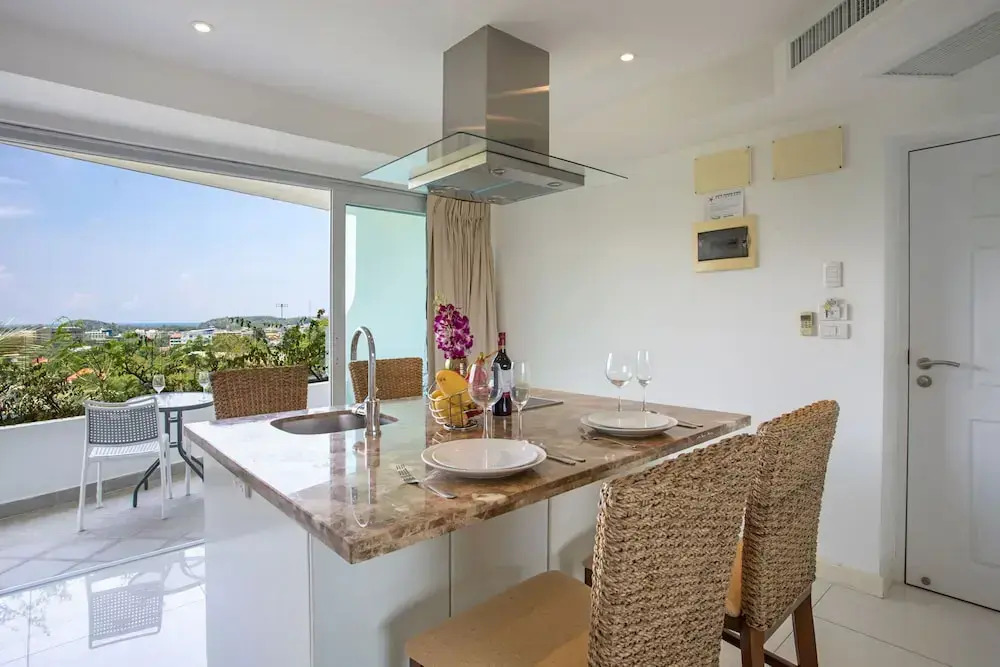 Kata Ocean View 1BR Apartment O17