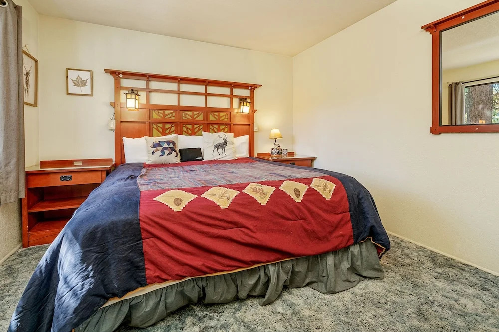 Bear Creek Inn
