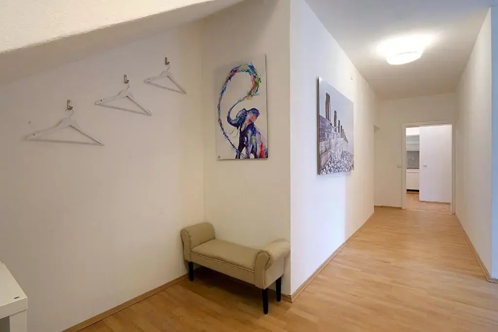Große Ferienwohnung mit Seeblick nahe Wörthersee Ideal für Familien & Gruppen