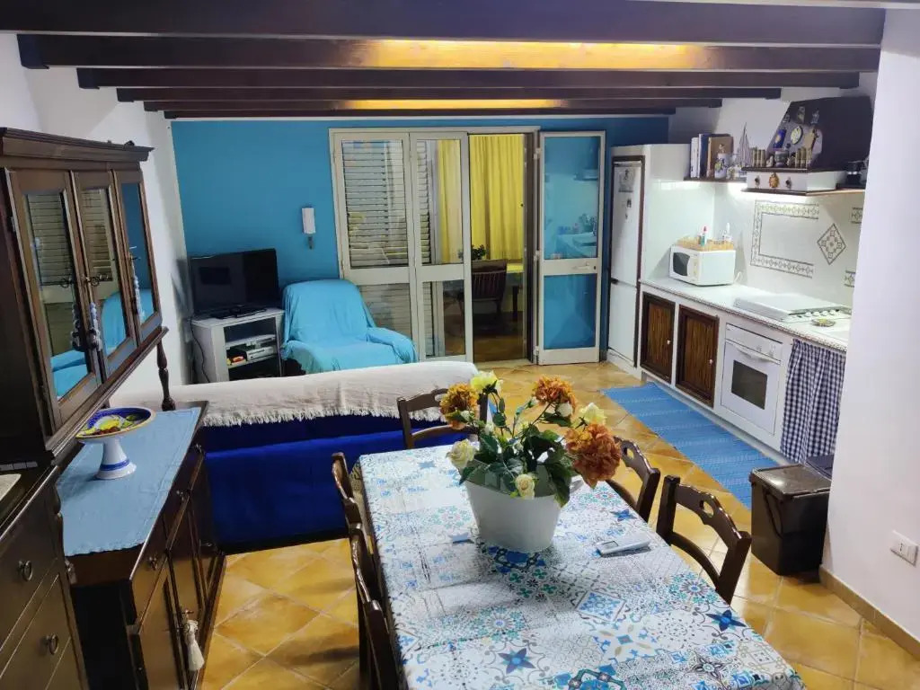 Lele's beach house