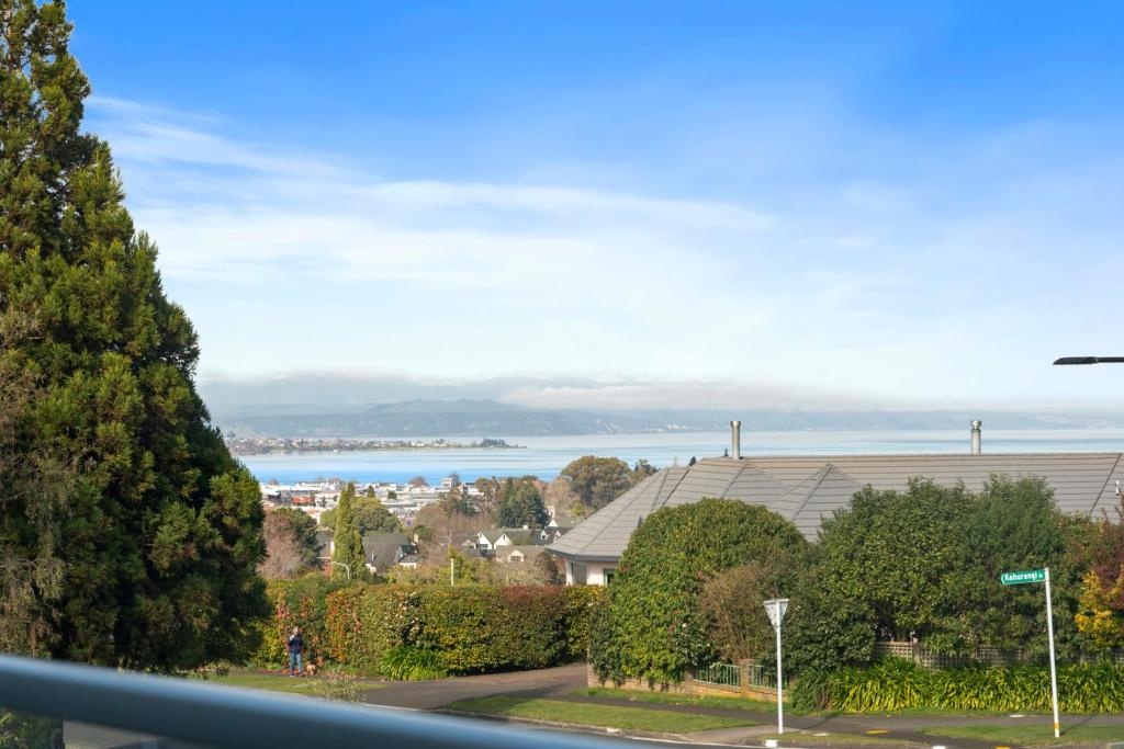 Huka Heights - Taupo Holiday Home
