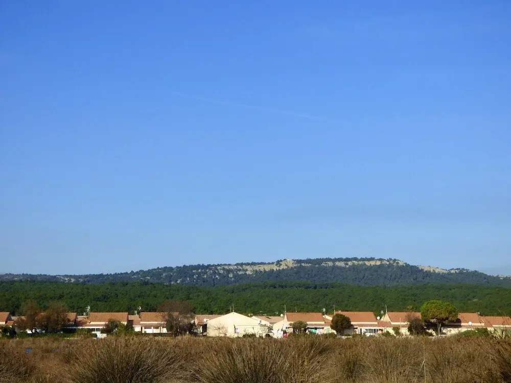 House With 2 Bedrooms in Gruissan, With Terrace - 100 m From the Beach