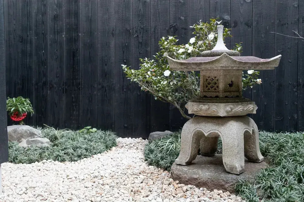 Kanade Inari-Sandomae
