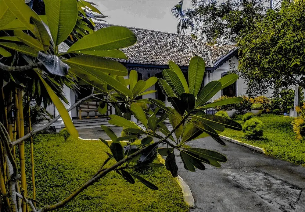 Villa White Dome
