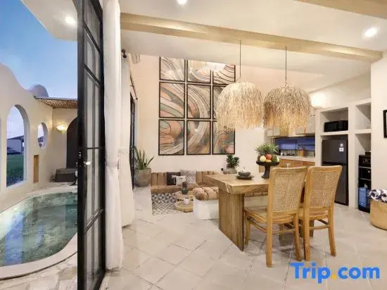 Lux Loft Villa Canggu Buduk North Pererenan with Ricefield View