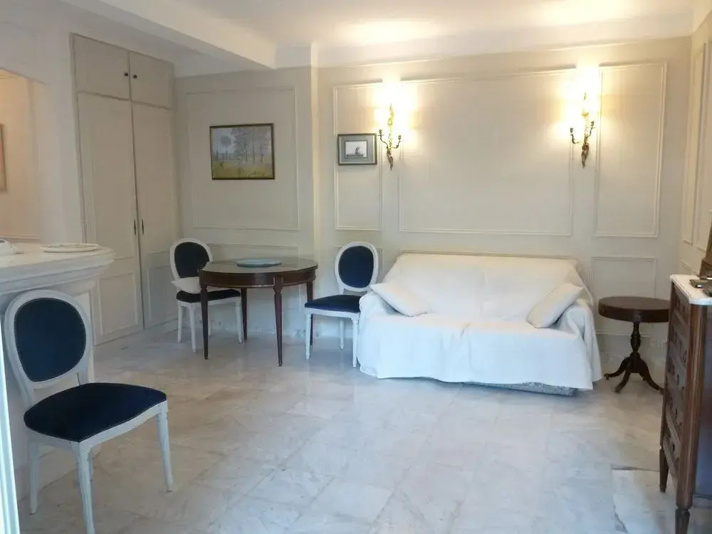 CGF Palais Real