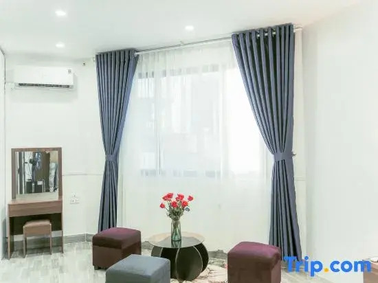 Moon Hotel 3 Pham Tuan Tai