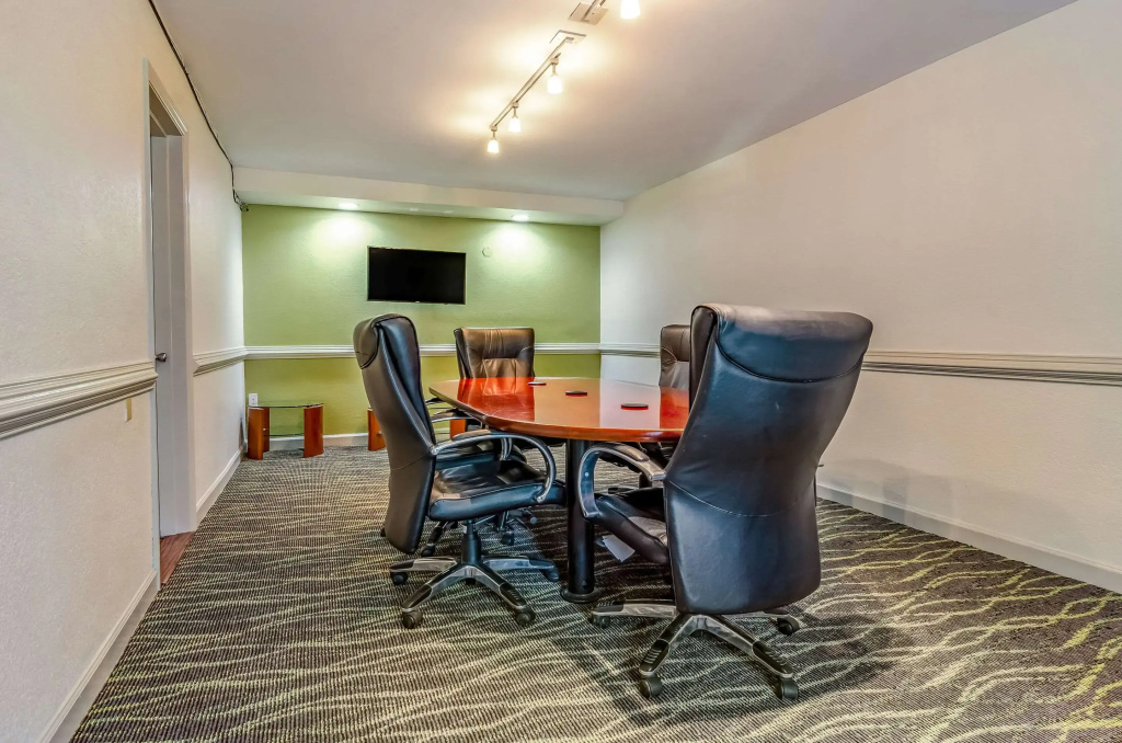 Quality Inn & Suites Creedmoor - Butner