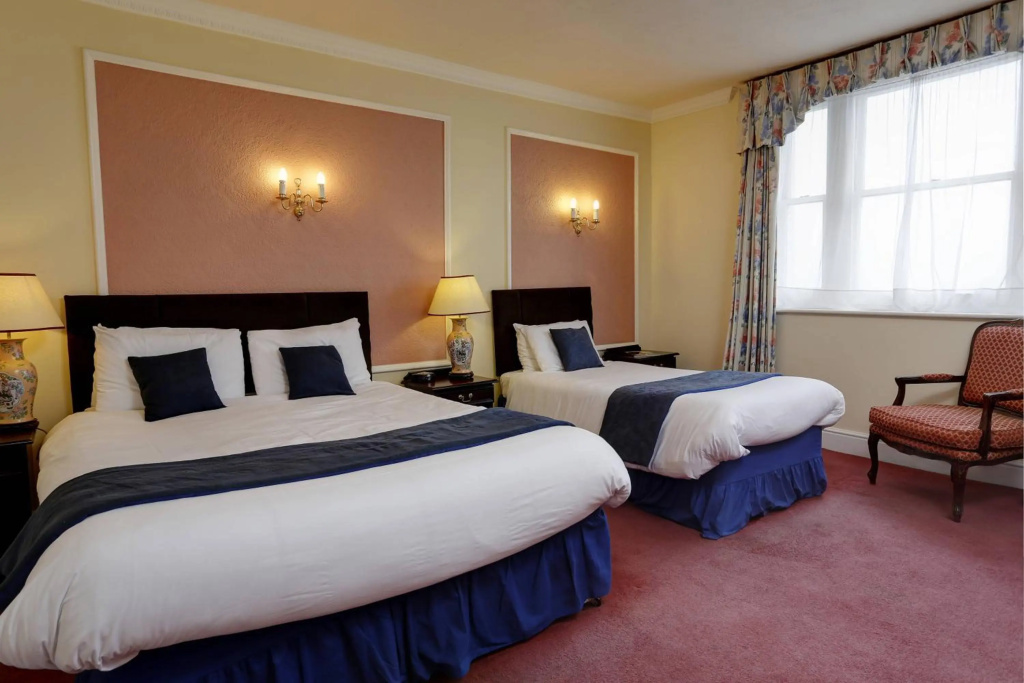 Royal Victoria Hotel