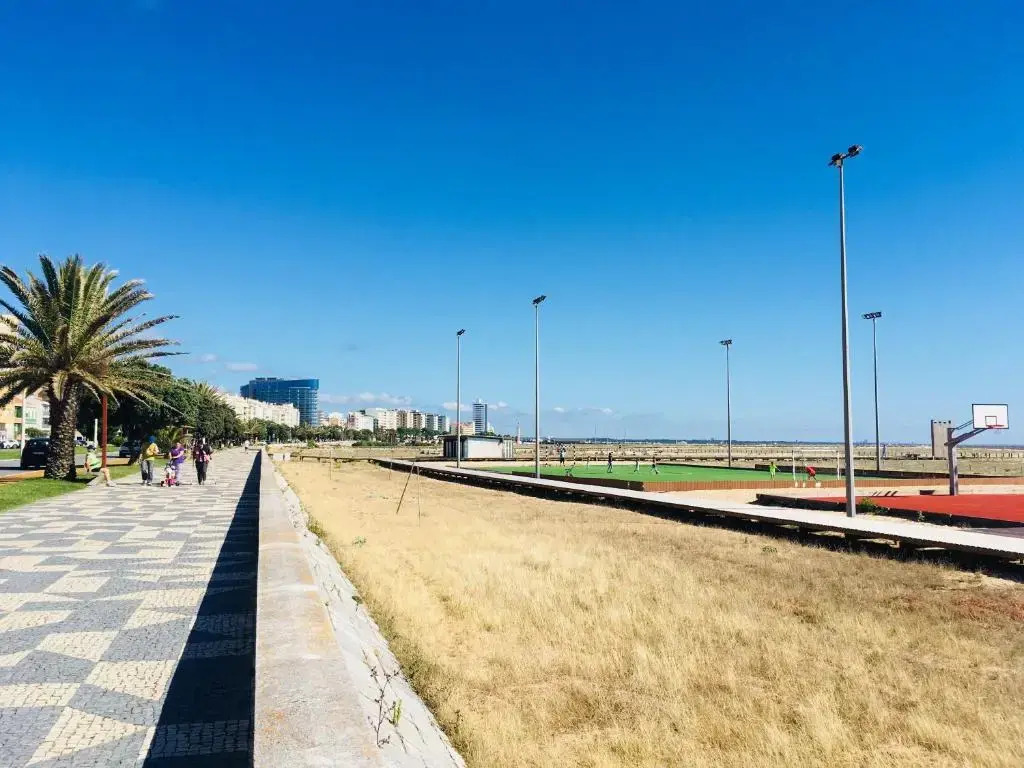 Sabor a Verão, T1 em frente à praia com TV