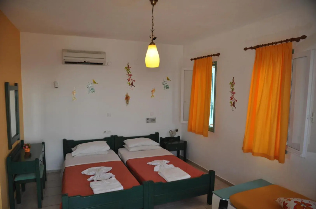 Anixi Apartments
