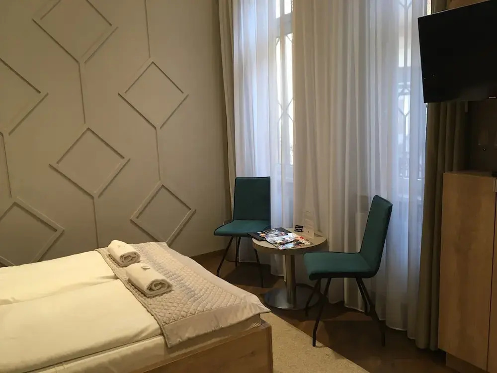 Lakeside Budapest Residences 1 MIN FROM METRO