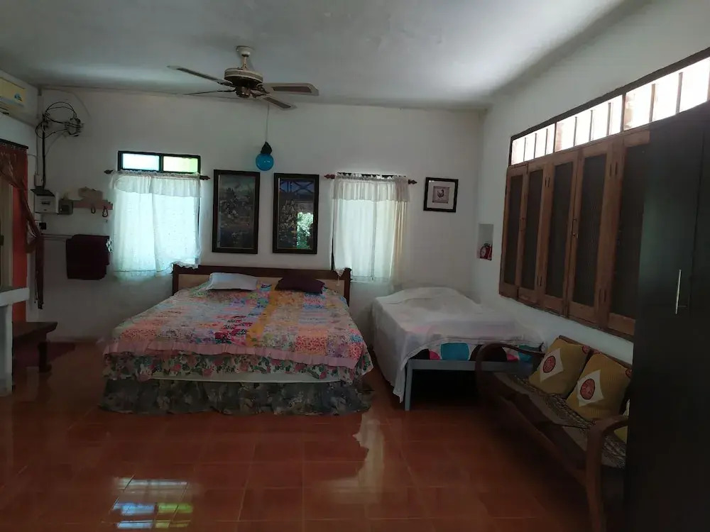 Baan Din Camp and Art Suanphueng