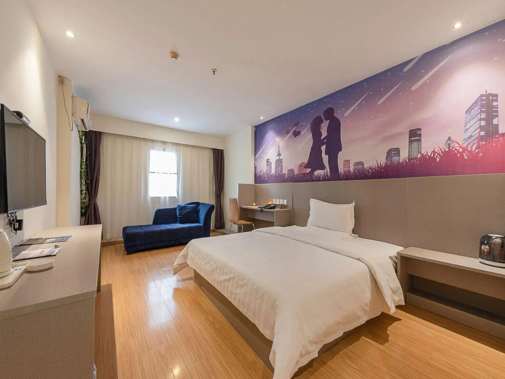 7 Days Inn Foshan Temple Baihua Squrare Branch