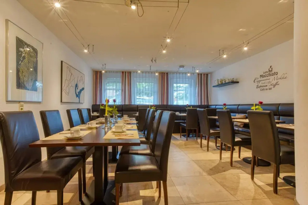 UNO Hotel Stuttgart Großbettlingen