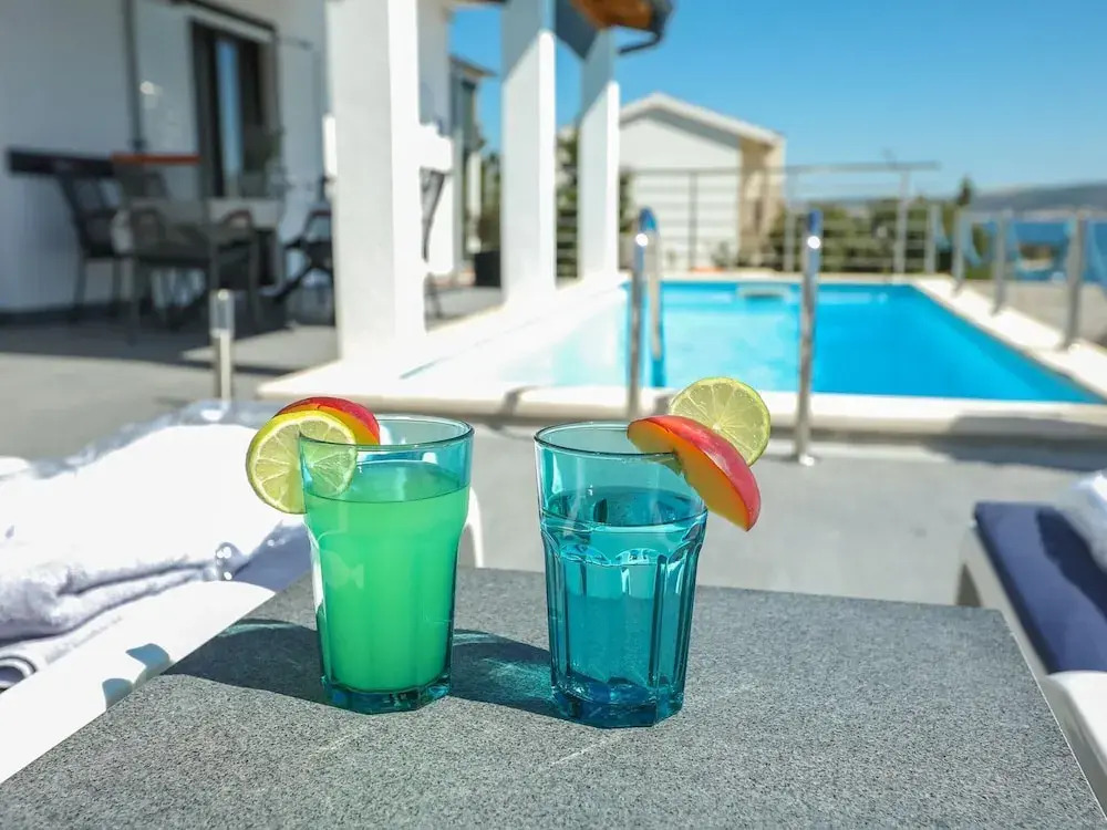 Luxury Apartment with heated pool in Starigrad