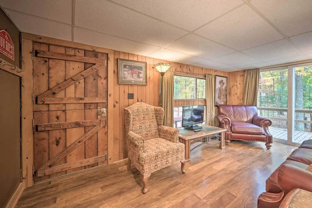 5 Mi to Raystown Lake Launch: Lucas Mccain Cabin