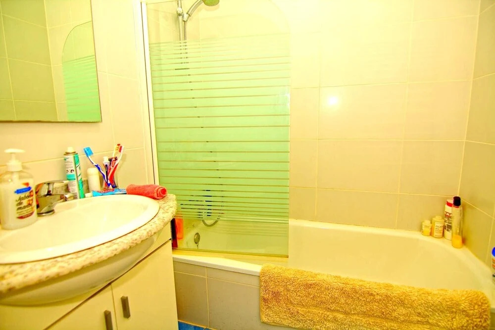 Apartment with 2 Bedrooms in Calahonda, with Pool Access And Terrace