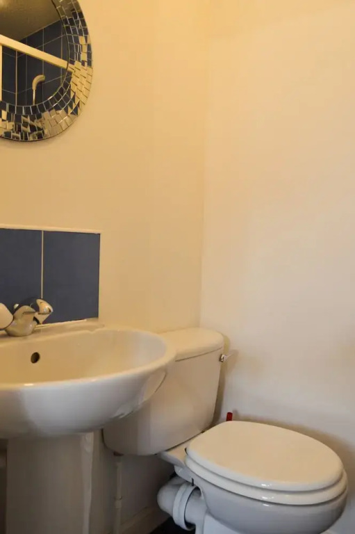 Attractive 3 Bedroom Flat in Central Haymarket
