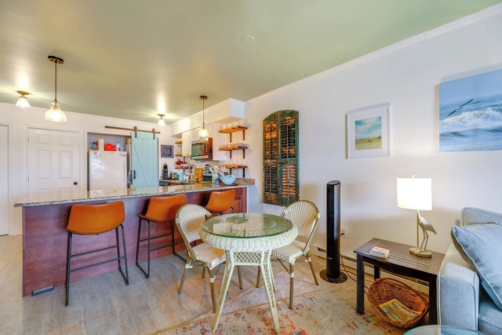 Beachside Bliss! Ocean City Condo w/ Large Balcony