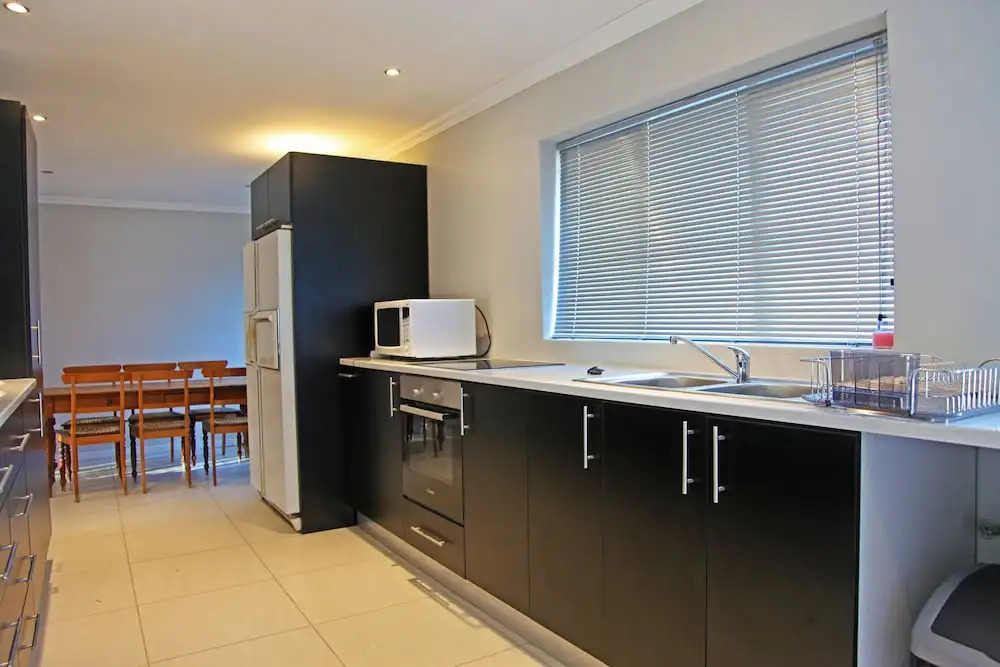Modern Cottage In Upper Constantia