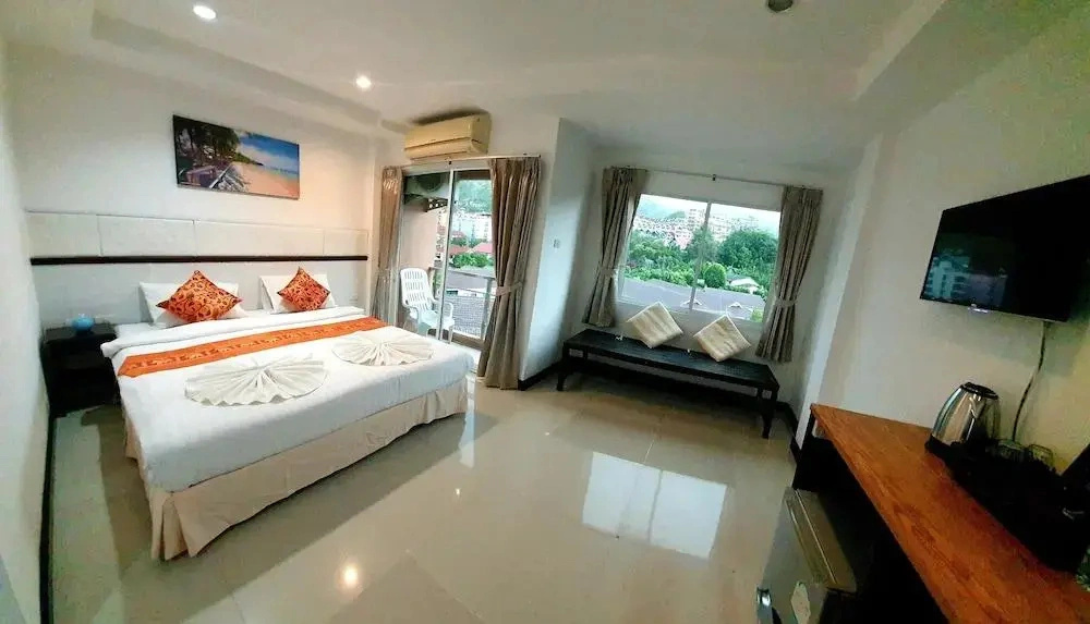 At Home Hotel & Service