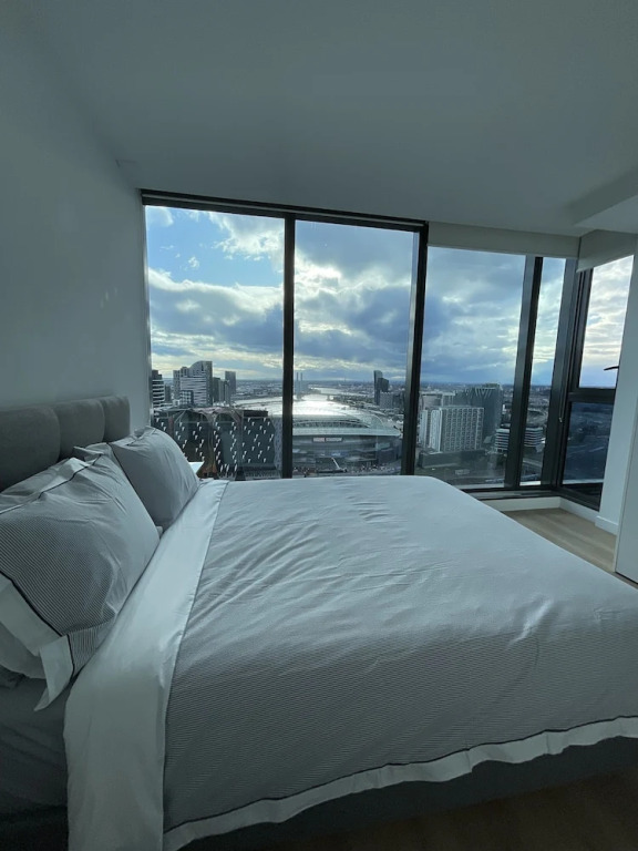 Luxury 2B2B Well Furnished Spectacular View