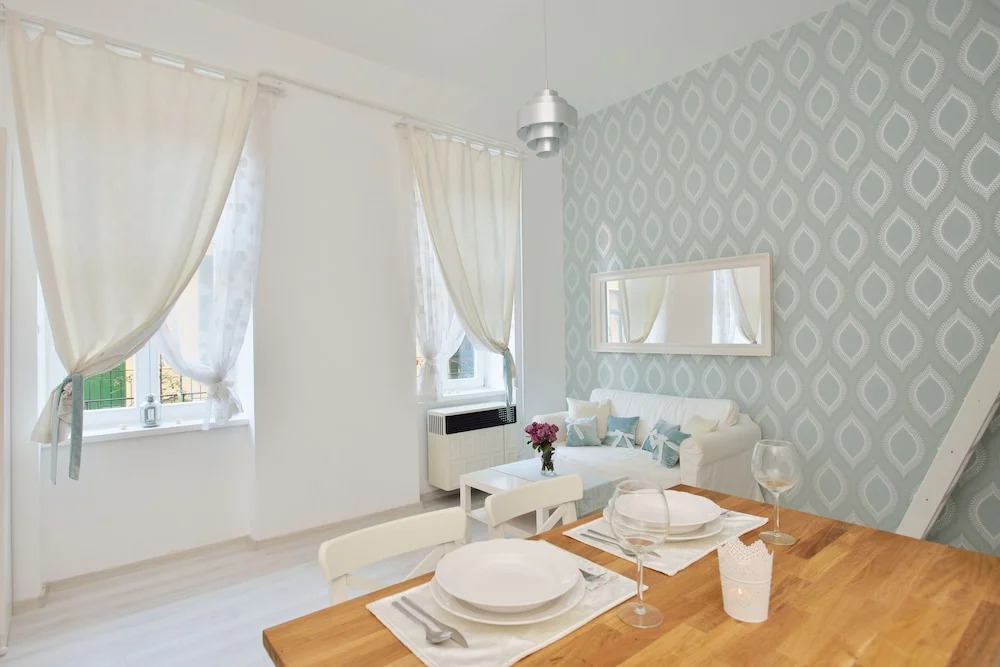 Dob 11 Apartment I.