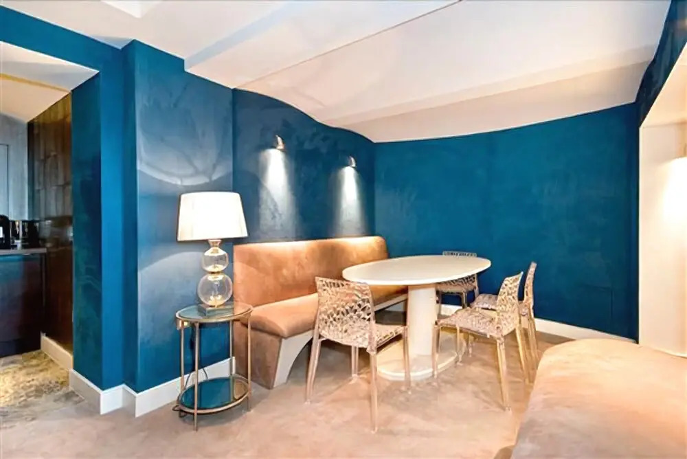 2 Luxe BDR Hans Place by The Residences