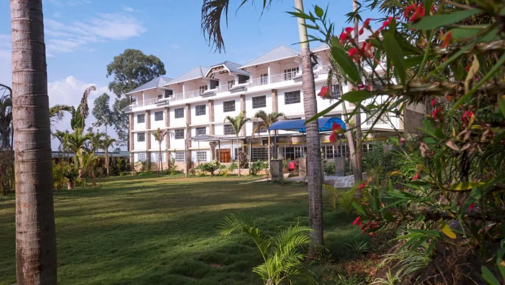 Hotel Tobriana