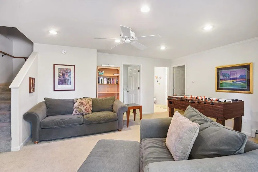 Tranquil Tumbleweed Close to Skiing & More!