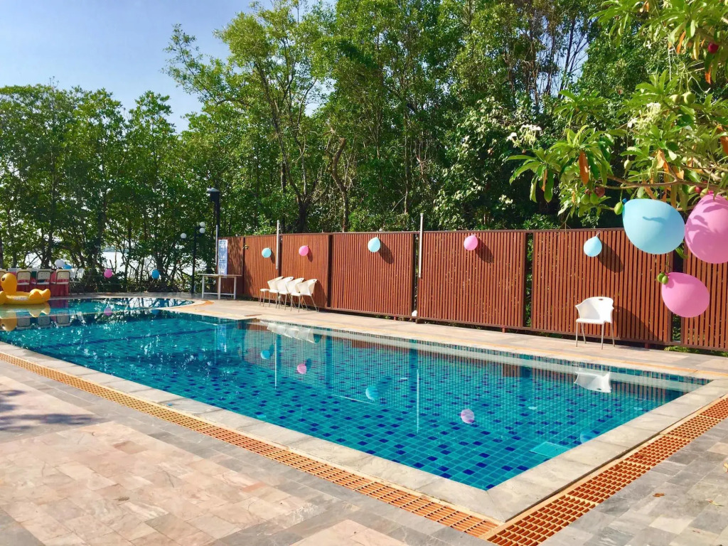 Khum Sai Ngam Hotel & Resort
