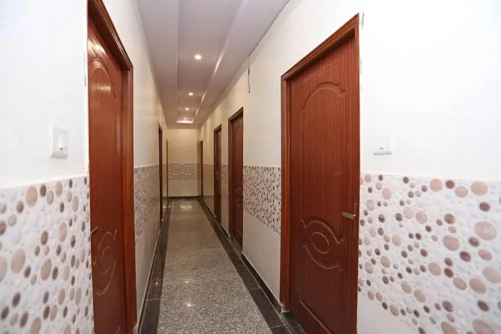 OYO 22661 Hotel The Drizzle