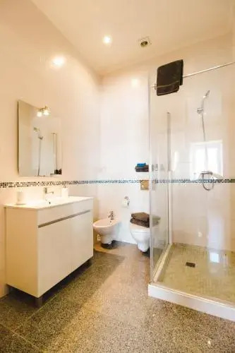 Torrinha House