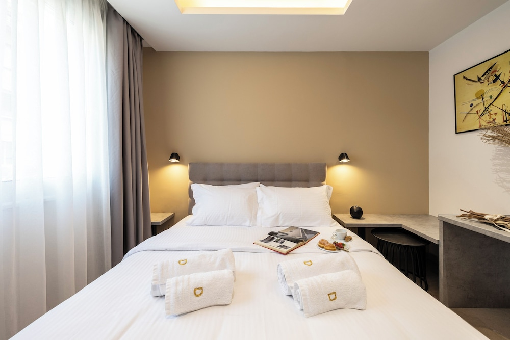 DOMIOS Suites Athens