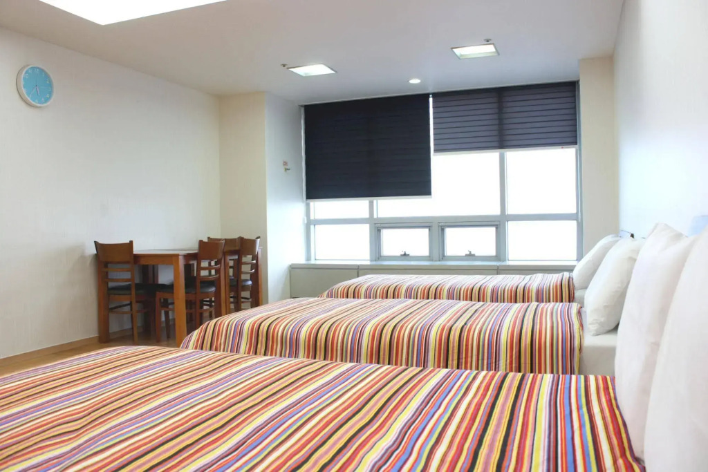 Incheon Airport Line Guesthouse