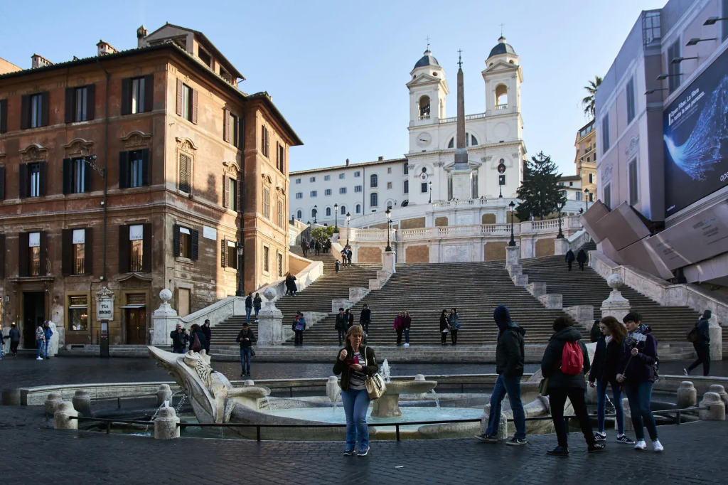 Townhouse Condotti 29