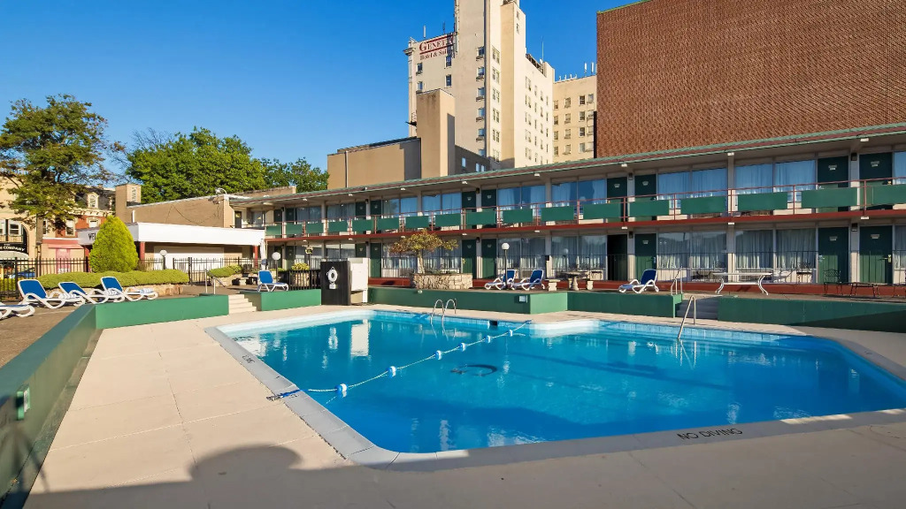 Genetti Hotel, SureStay Collection by Best Western