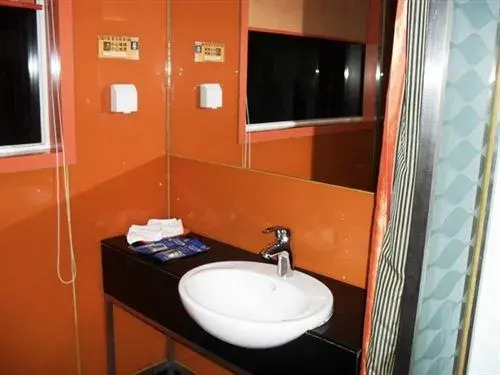 Baoan South Garden Inn