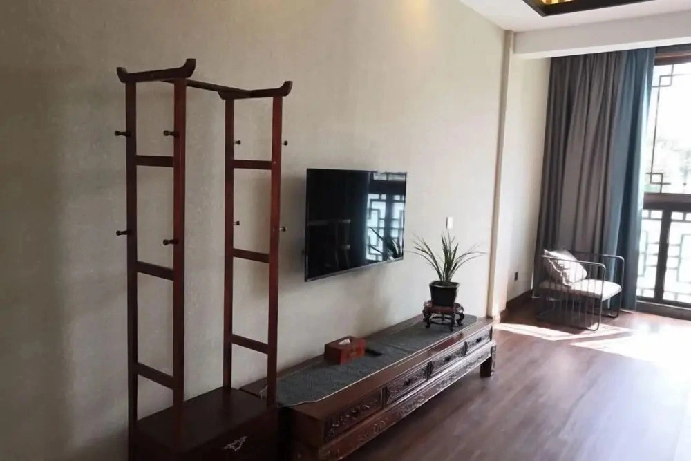 Changxing Renaissance Inn
