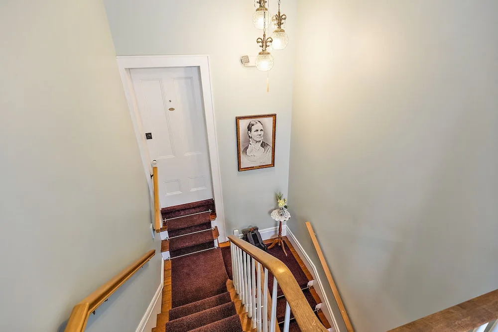 McCully House Inn