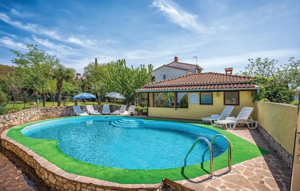 Awesome Home in Porec With Wifi and 3 Bedrooms