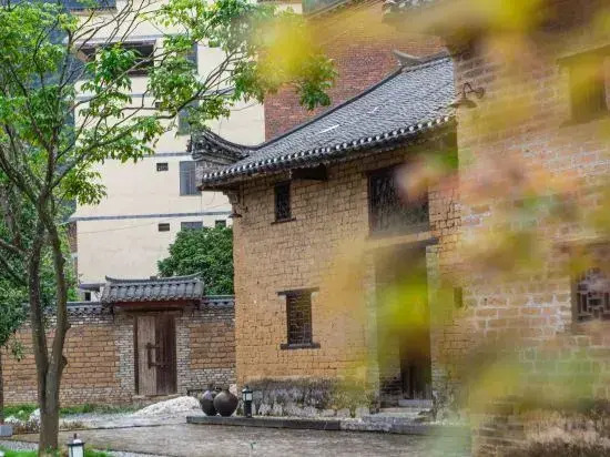 Yulong Yard (Yangshuo Yulong River Scenic Area)