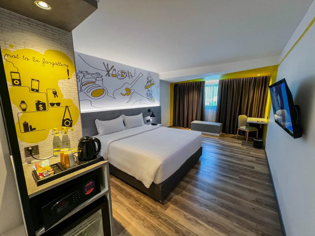 Yello Hotel Harbour Bay